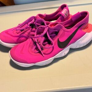 Nike Women's Vibrant Pink Athletic Shoes